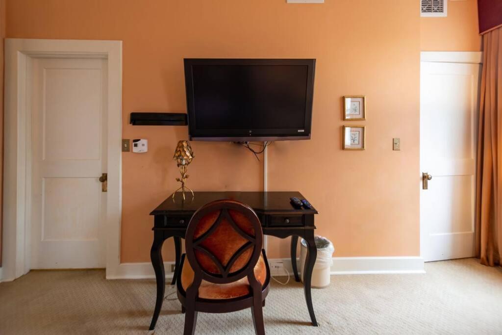 Appartement Nice + Cozy Studio In Durham, Steps Away From Duke Extérieur photo
